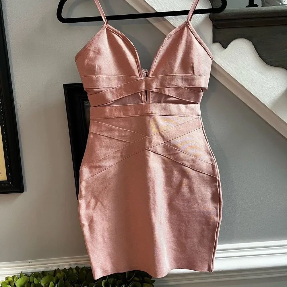 By The Way Revolve Pink Bandage Wrap Body Con Mini Dress sz XS EUC